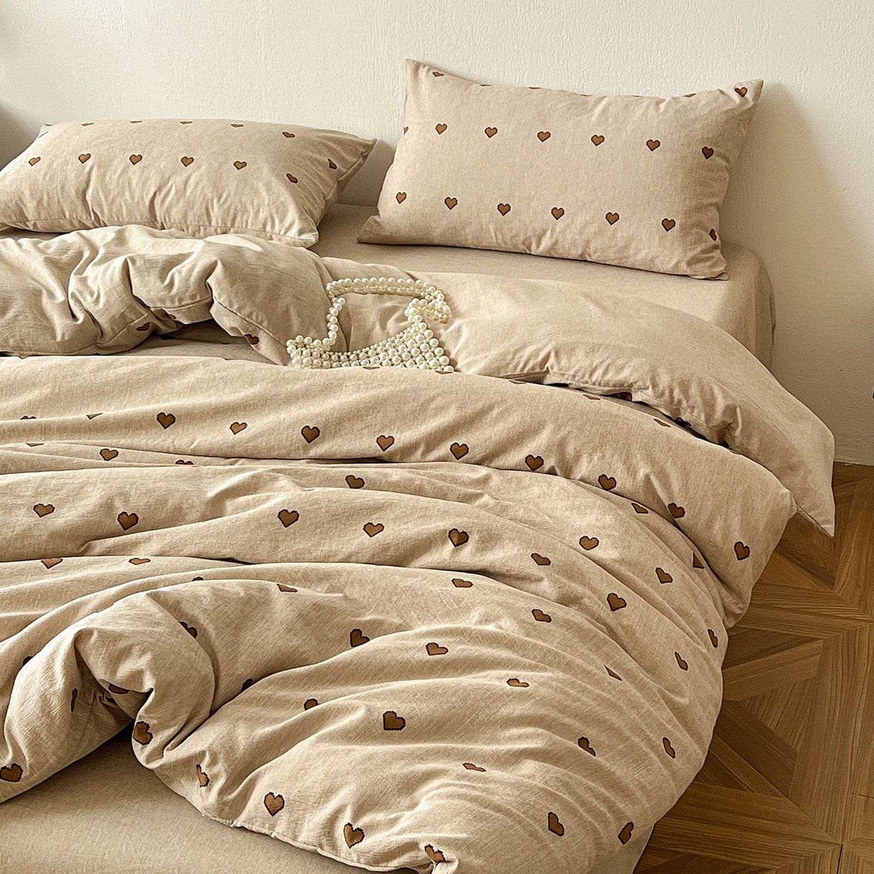 91家纺网 家纺一手货源 找家纺 一比一家纺 2026春季新款高克重加厚色织提花系列四件套 甜心咖