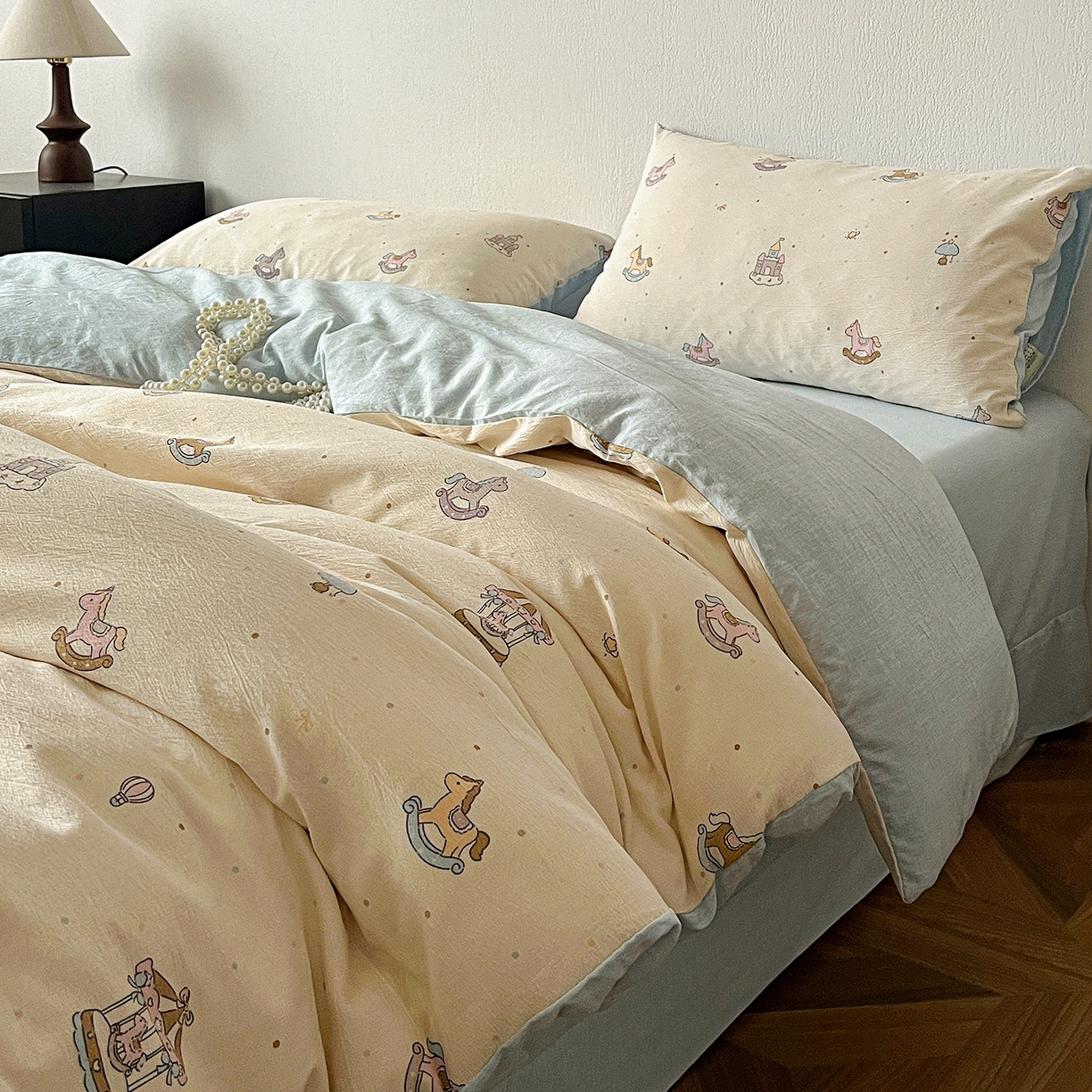 91家纺网 家纺一手货源 找家纺 一比一家纺 2026春季新款高克重加厚色织提花系列四件套 童梦园