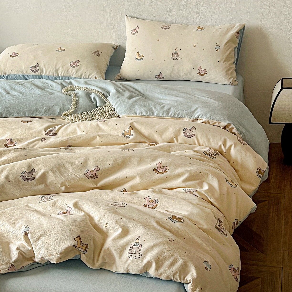 91家纺网 家纺一手货源 找家纺 一比一家纺 2026春季新款高克重加厚色织提花系列四件套 童梦园