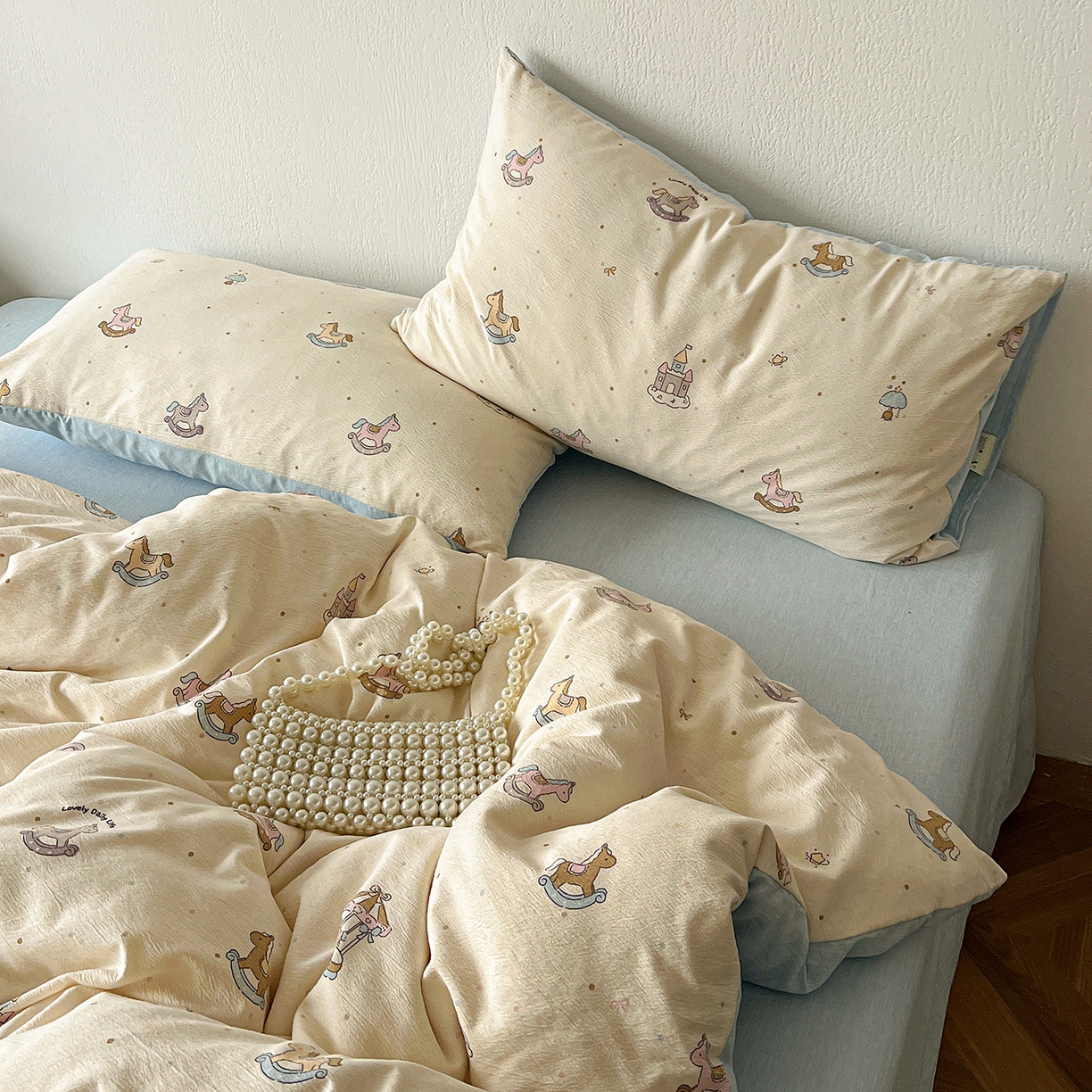 91家纺网 家纺一手货源 找家纺 一比一家纺 2026春季新款高克重加厚色织提花系列四件套 童梦园