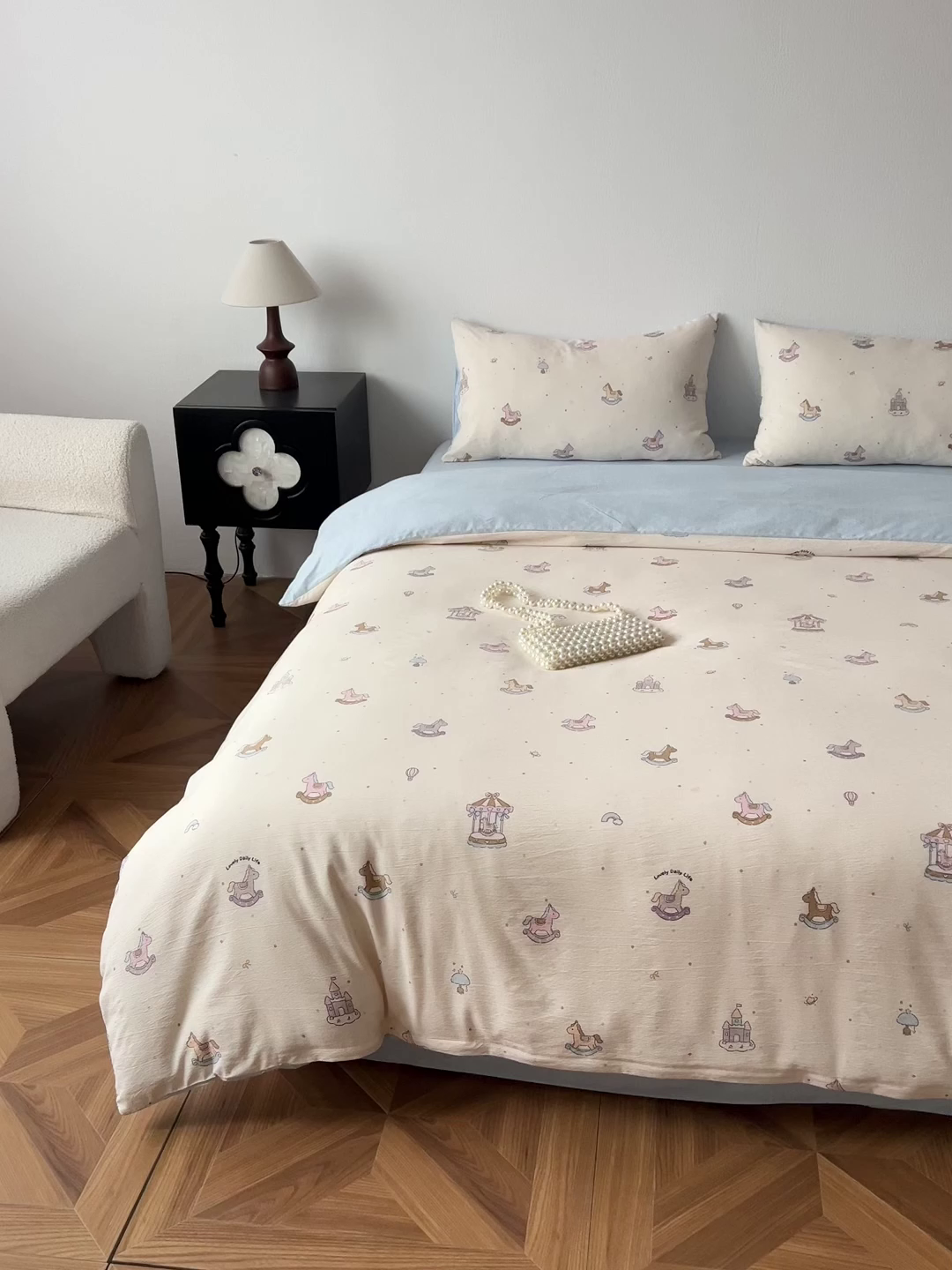 91家纺网 家纺一手货源 找家纺 一比一家纺 2026春季新款高克重加厚色织提花系列四件套 童梦园