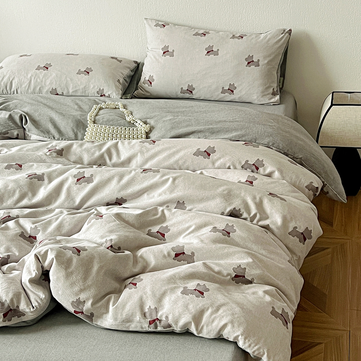 91家纺网 家纺一手货源 找家纺 一比一家纺 2026春季新款高克重加厚色织提花系列四件套 汪星人