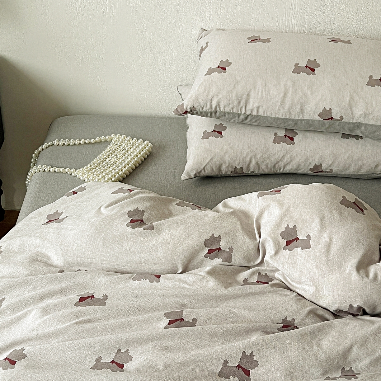 91家纺网 家纺一手货源 找家纺 一比一家纺 2026春季新款高克重加厚色织提花系列四件套 汪星人