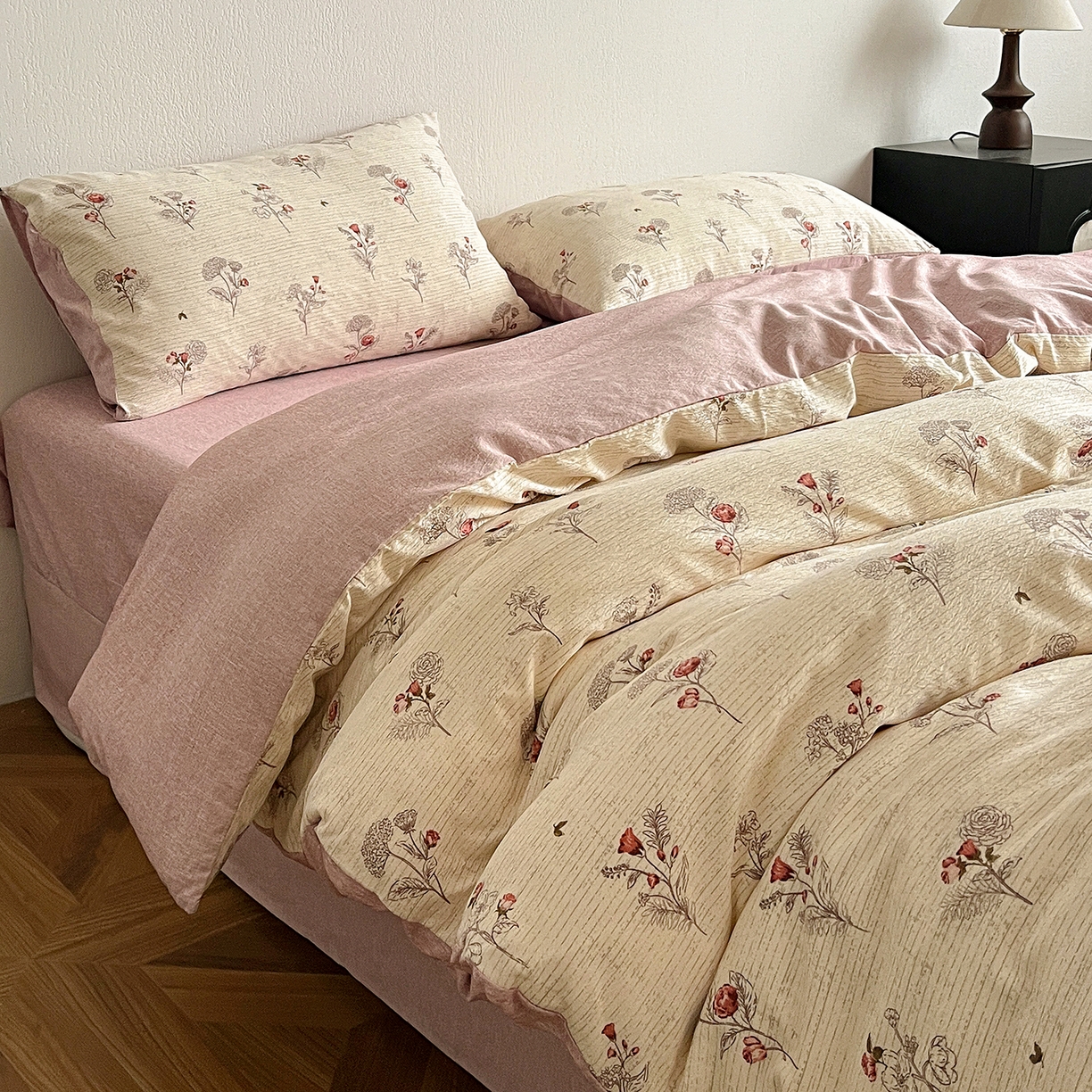 91家纺网 家纺一手货源 找家纺 一比一家纺 2026春季新款高克重加厚色织提花系列四件套 野蔷薇