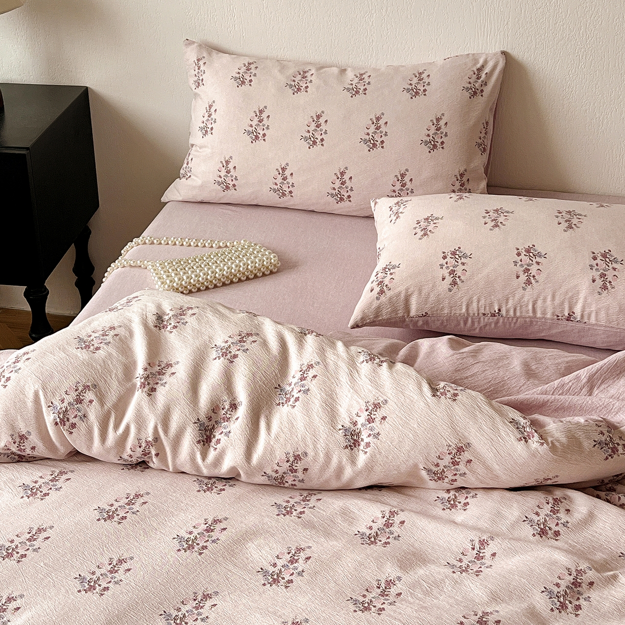 91家纺网 家纺一手货源 找家纺 一比一家纺 2026春季新款高克重加厚色织提花系列四件套 紫薇