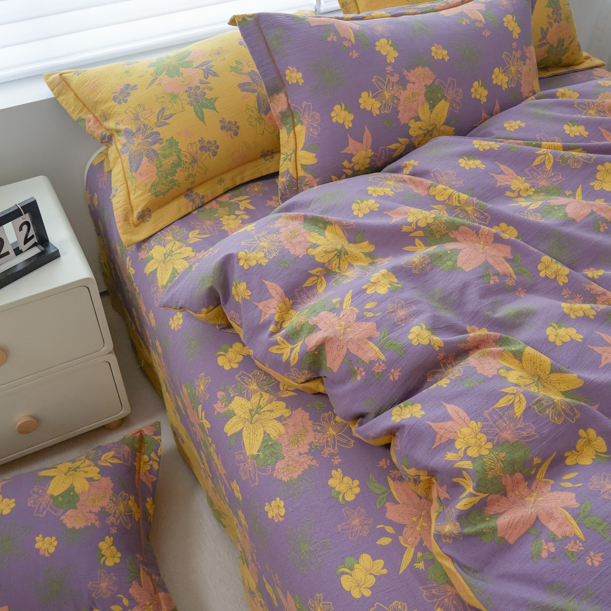 91家纺网 家纺一手货源 找家纺 恋之语 2026新款双层纱原麻复古风四件套 晴野百合-紫