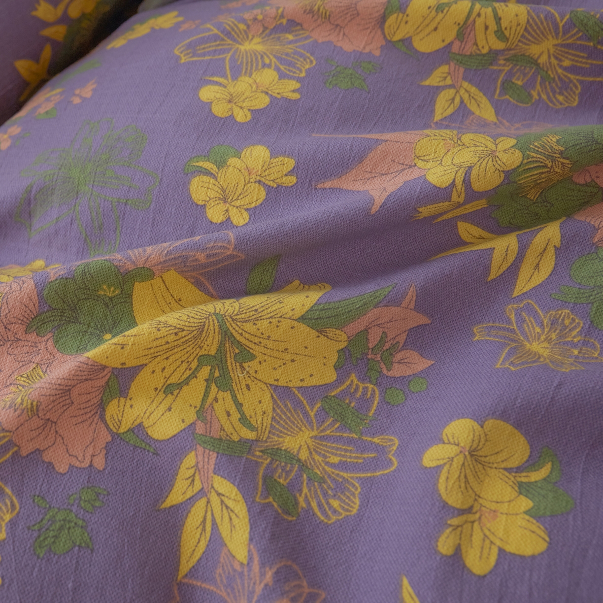 91家纺网 家纺一手货源 找家纺 恋之语 2026新款双层纱原麻复古风四件套 晴野百合-紫