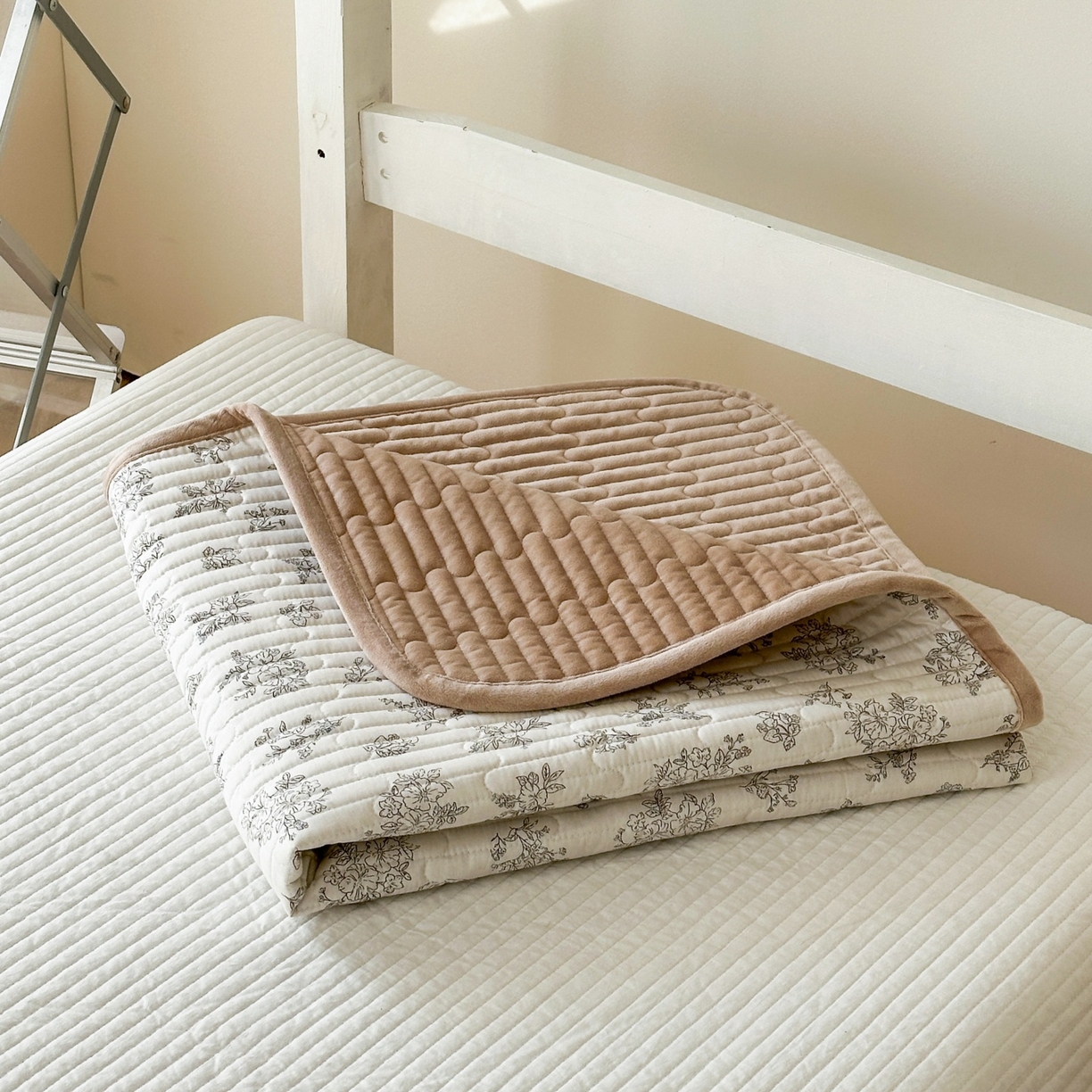 91家纺网 家纺一手货源 找家纺 凌云家纺 2026新款学生宿舍全棉床盖三件套 花韵