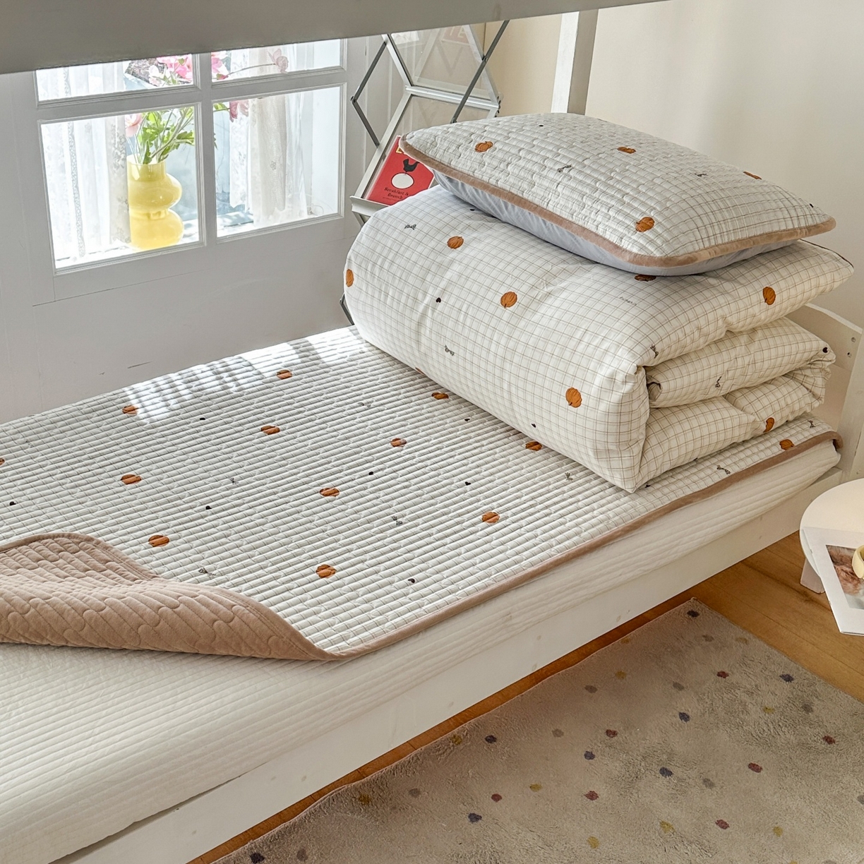 91家纺网 家纺一手货源 找家纺 凌云家纺 2026新款学生宿舍全棉床盖三件套 南瓜可可