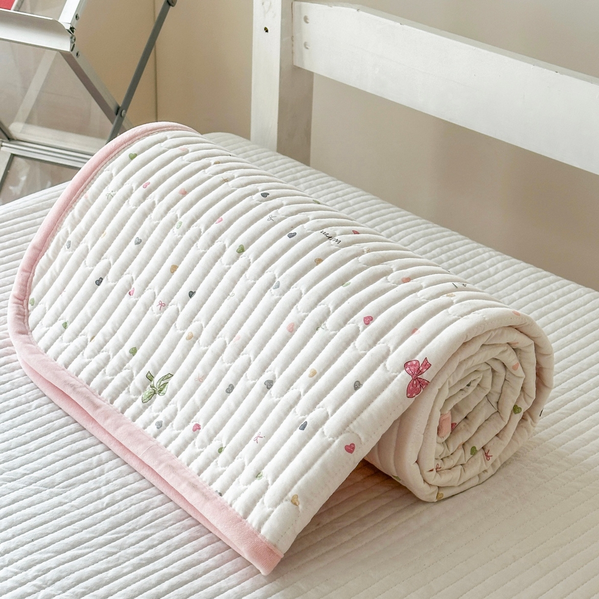 91家纺网 家纺一手货源 找家纺 凌云家纺 2026新款学生宿舍全棉床盖三件套 怦然心动