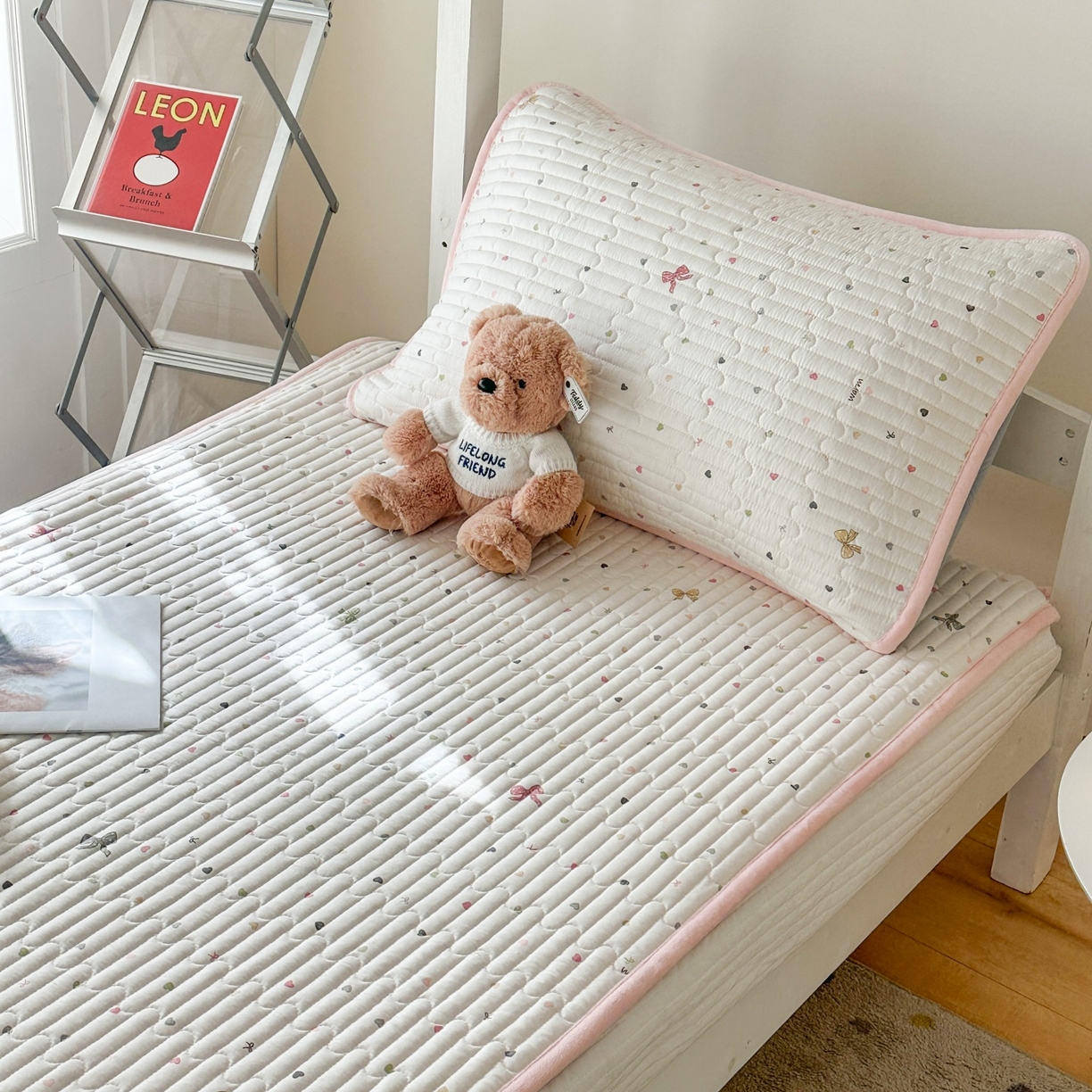 91家纺网 家纺一手货源 找家纺 凌云家纺 2026新款学生宿舍全棉床盖三件套 怦然心动