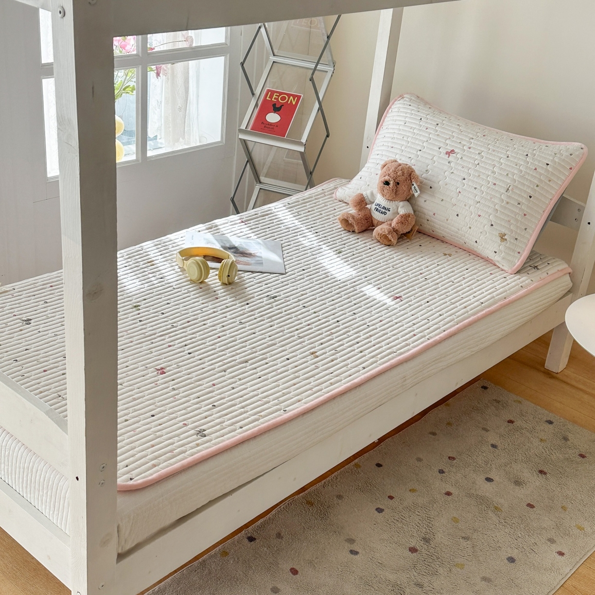 91家纺网 家纺一手货源 找家纺 凌云家纺 2026新款学生宿舍全棉床盖三件套 怦然心动