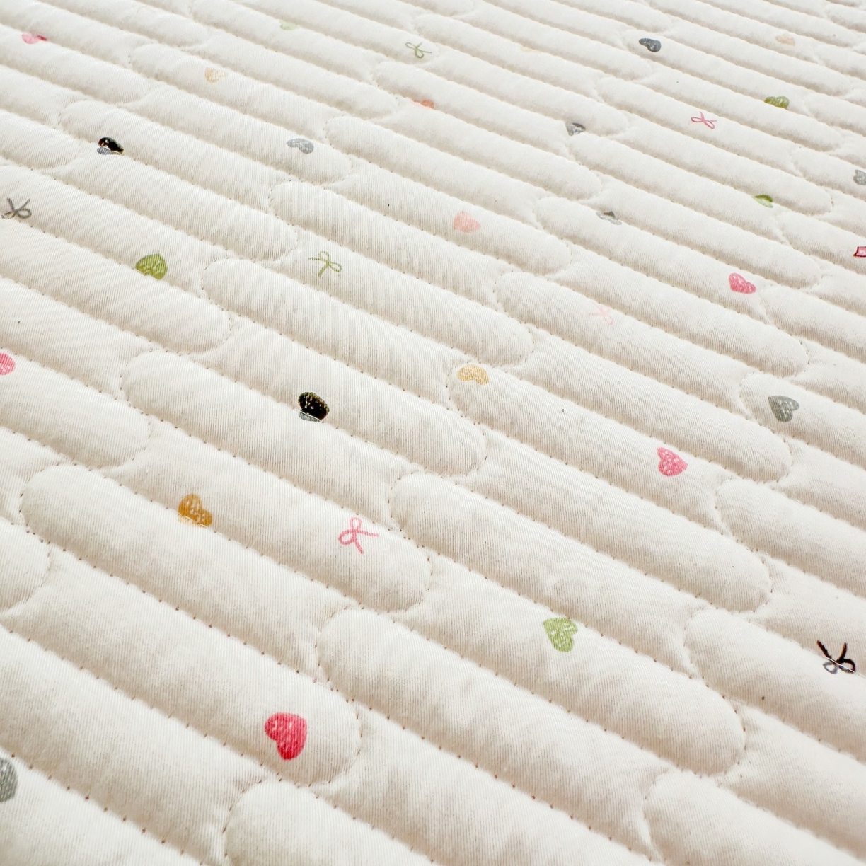 91家纺网 家纺一手货源 找家纺 凌云家纺 2026新款学生宿舍全棉床盖三件套 怦然心动