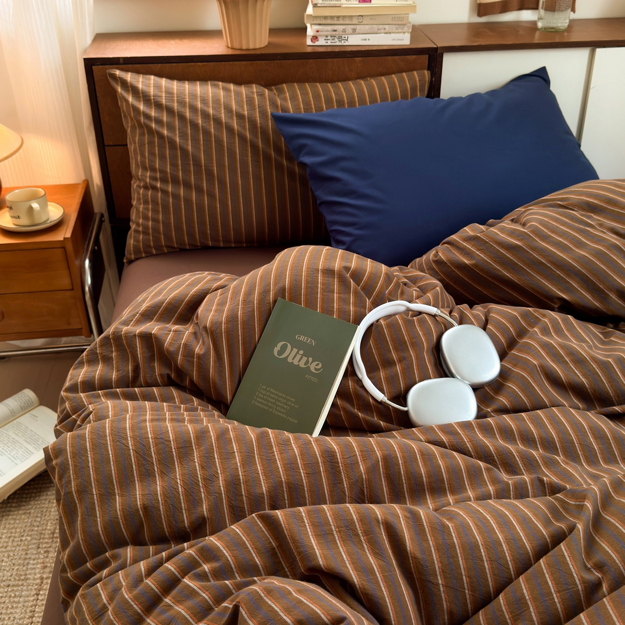 91家纺网 家纺一手货源 找家纺 例外 2026新款全棉纯棉色织水洗棉四件套-达尔文条纹 达尔文咖底【枕套藏蓝1条纹1】