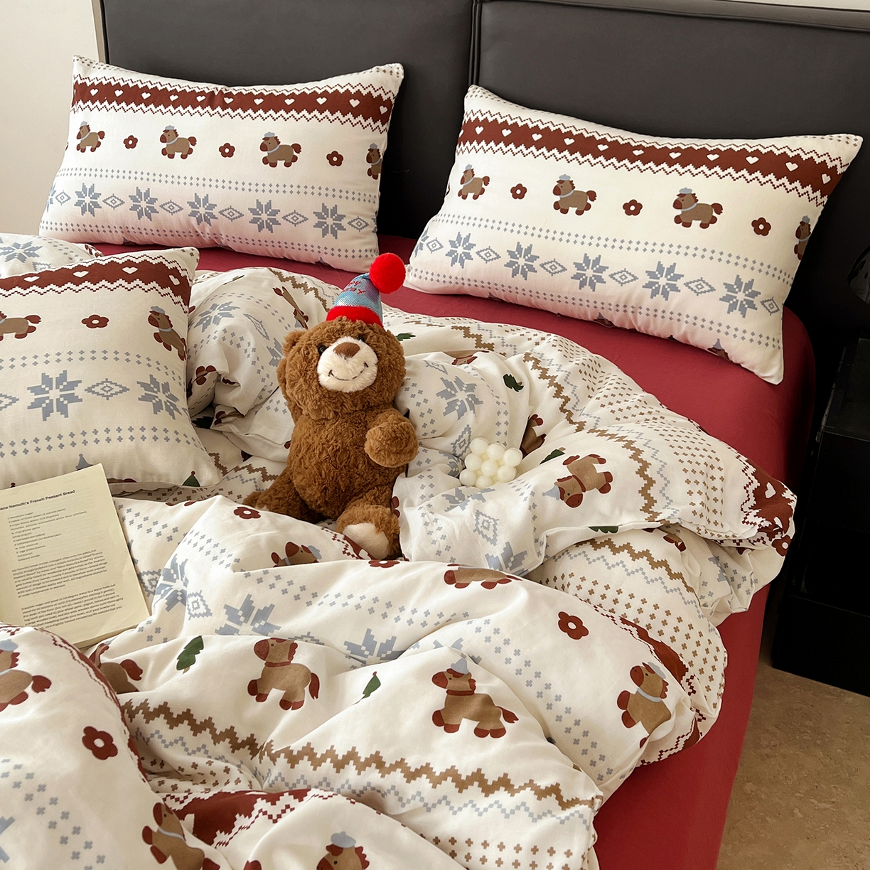 91家纺网 家纺一手货源 找家纺 一比一家纺 2026新款全棉双层纱四件套费尔岛小马