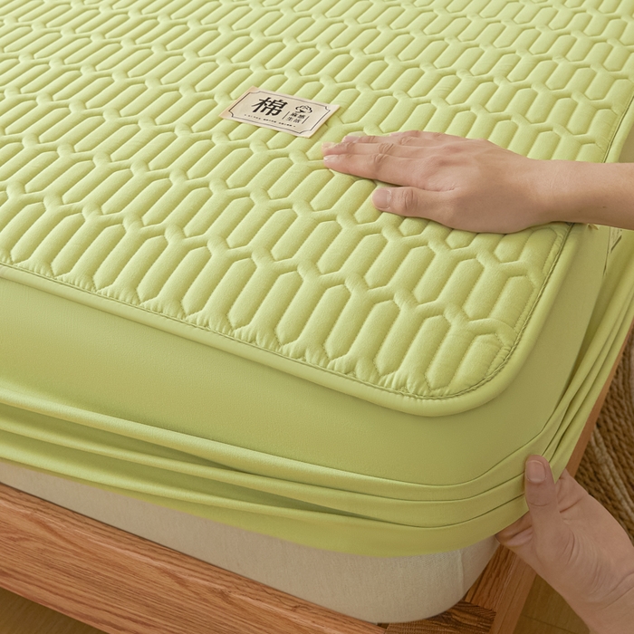 91家纺网 家纺一手货源 找家纺 女子家纺 2026新款新款A类新疆棉花夹棉防水单品床笠 小竹纹-果绿