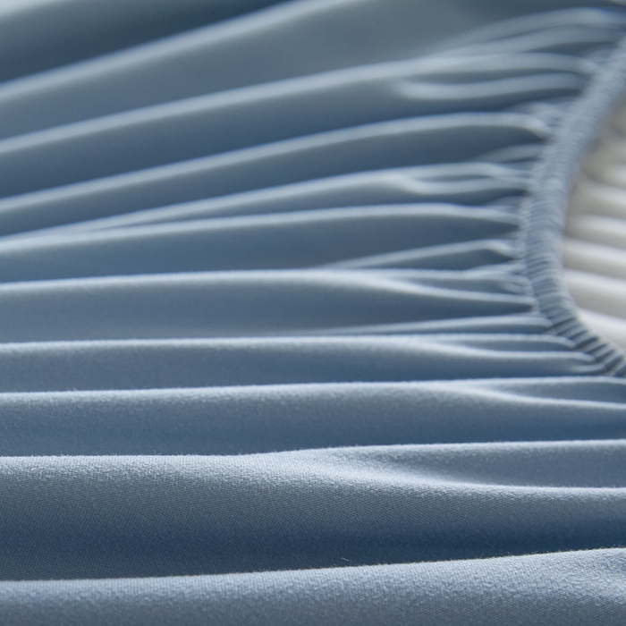 91家纺网 家纺一手货源 找家纺 女子家纺 2026新款新款A类新疆棉花夹棉防水单品床笠 小竹纹-雾蓝