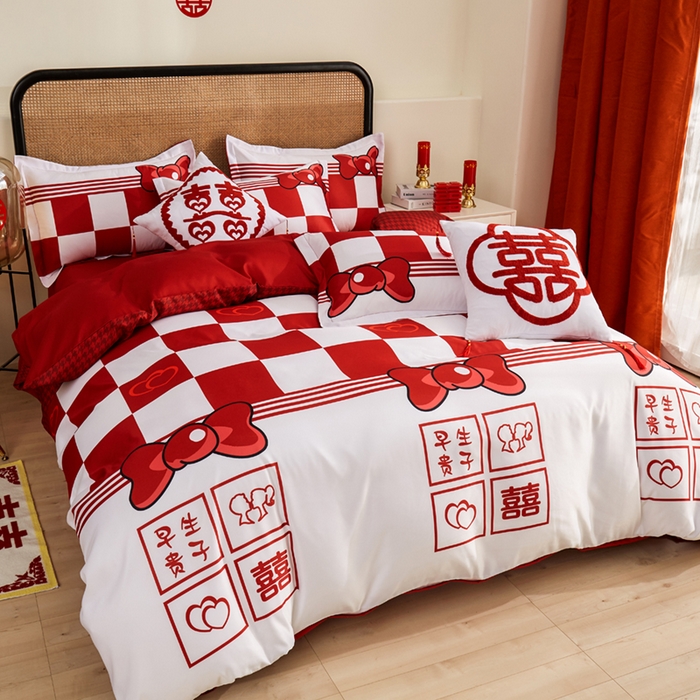 91家纺网 家纺一手货源 找家纺 啊雅家居 2026新款大红婚庆数码印花四件套床单款床笠款 相爱格
