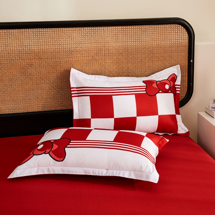 91家纺网 家纺一手货源 找家纺 啊雅家居 2026新款大红婚庆数码印花四件套床单款床笠款 相爱格