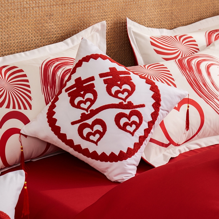 91家纺网 家纺一手货源 找家纺 啊雅家居 2026新款大红婚庆数码印花四件套床单款床笠款 心爱