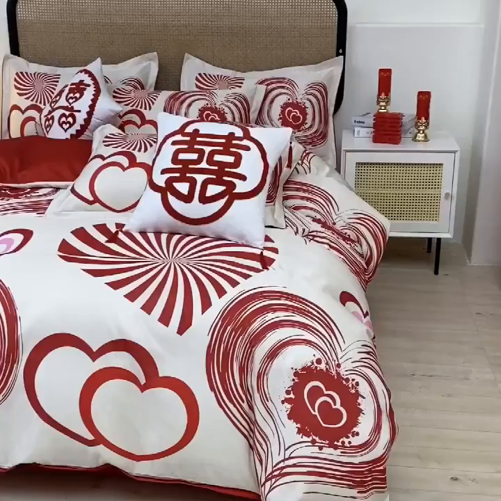 91家纺网 家纺一手货源 找家纺 啊雅家居 2026新款大红婚庆数码印花四件套床单款床笠款 心爱