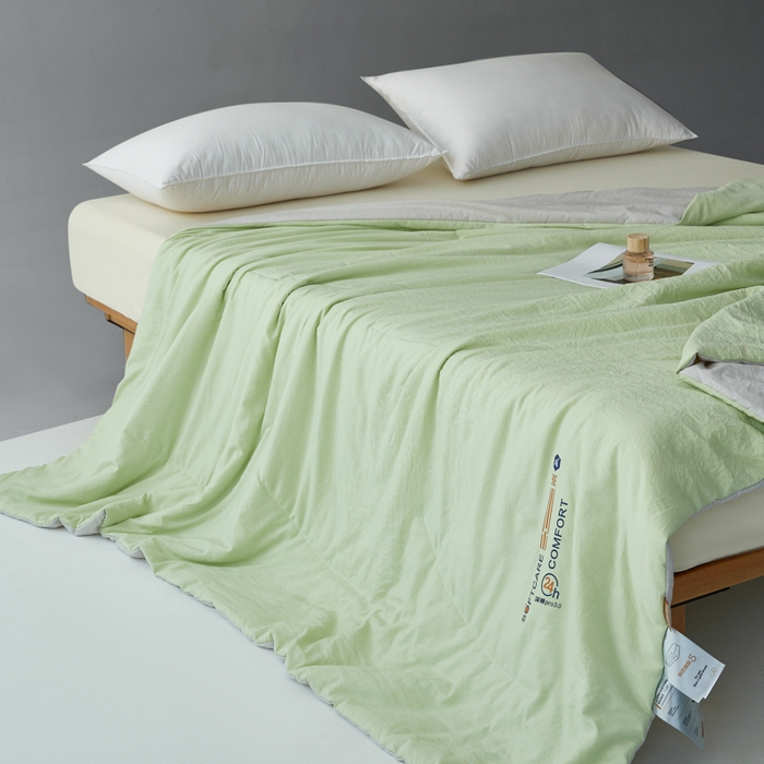 91家纺网 家纺一手货源 找家纺 蓝雀翎 2025新款深睡Pro3.0双感夏被系列 深睡Pro云感夏被-果绿