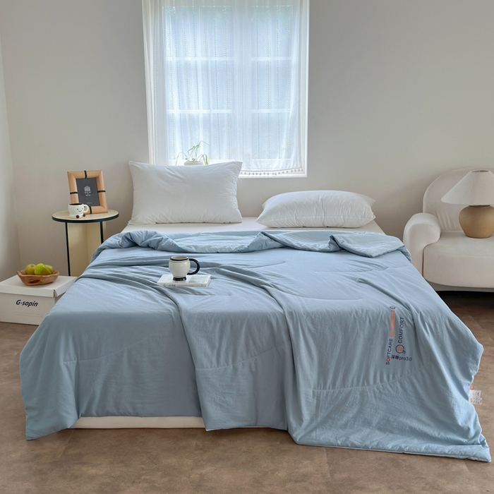 91家纺网 家纺一手货源 找家纺 蓝雀翎 2025新款深睡Pro3.0双感夏被系列 深睡Pro云感夏被-天蓝色