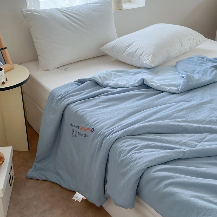 91家纺网 家纺一手货源 找家纺 蓝雀翎 2025新款深睡Pro3.0双感夏被系列 深睡Pro云感夏被-天蓝色