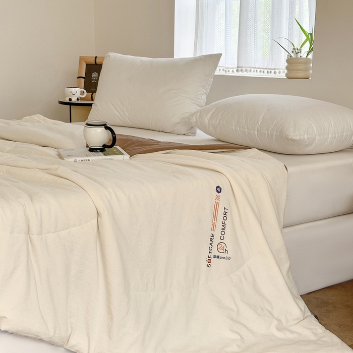 91家纺网 家纺一手货源 找家纺 蓝雀翎 2025新款深睡Pro3.0双感夏被系列 深睡Pro云感夏被-奶杏色