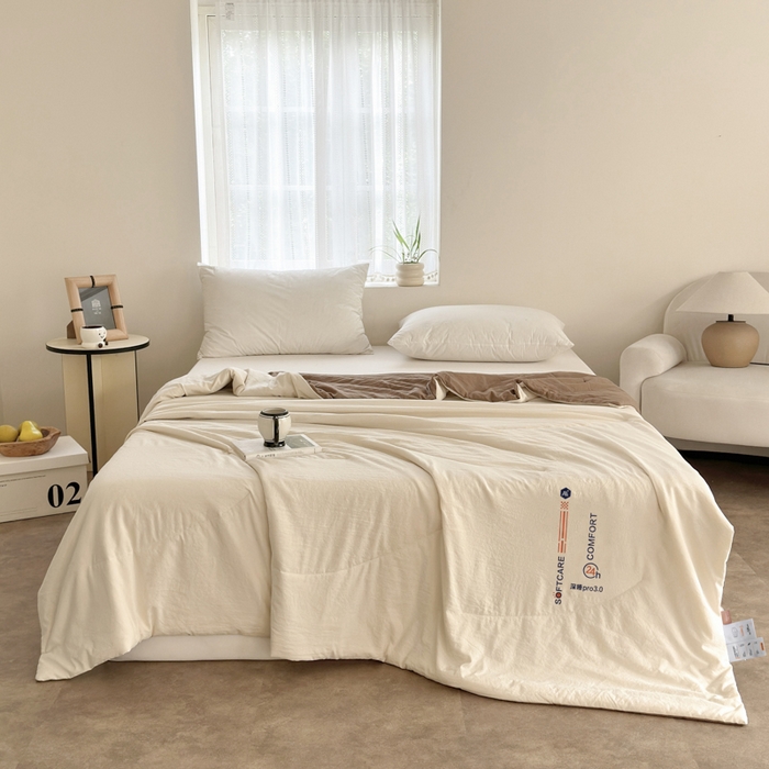 91家纺网 家纺一手货源 找家纺 蓝雀翎 2025新款深睡Pro3.0双感夏被系列 深睡Pro云感夏被-奶杏色