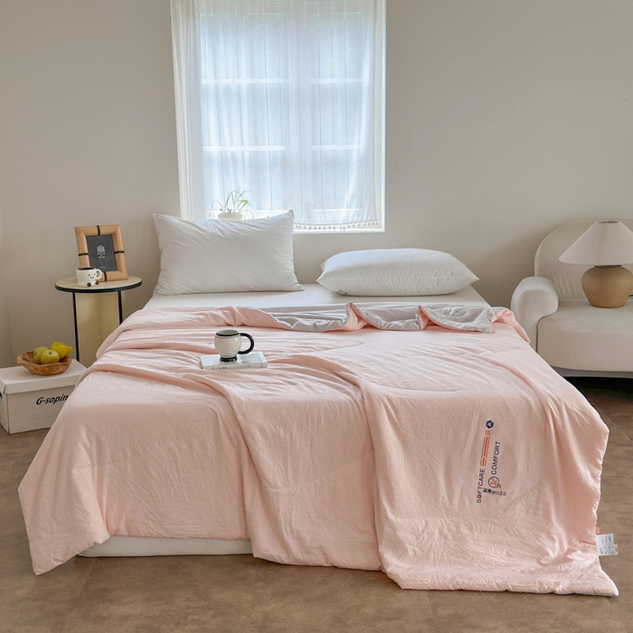 91家纺网 家纺一手货源 找家纺 蓝雀翎 2025新款深睡Pro3.0双感夏被系列 深睡Pro云感夏被-少女粉