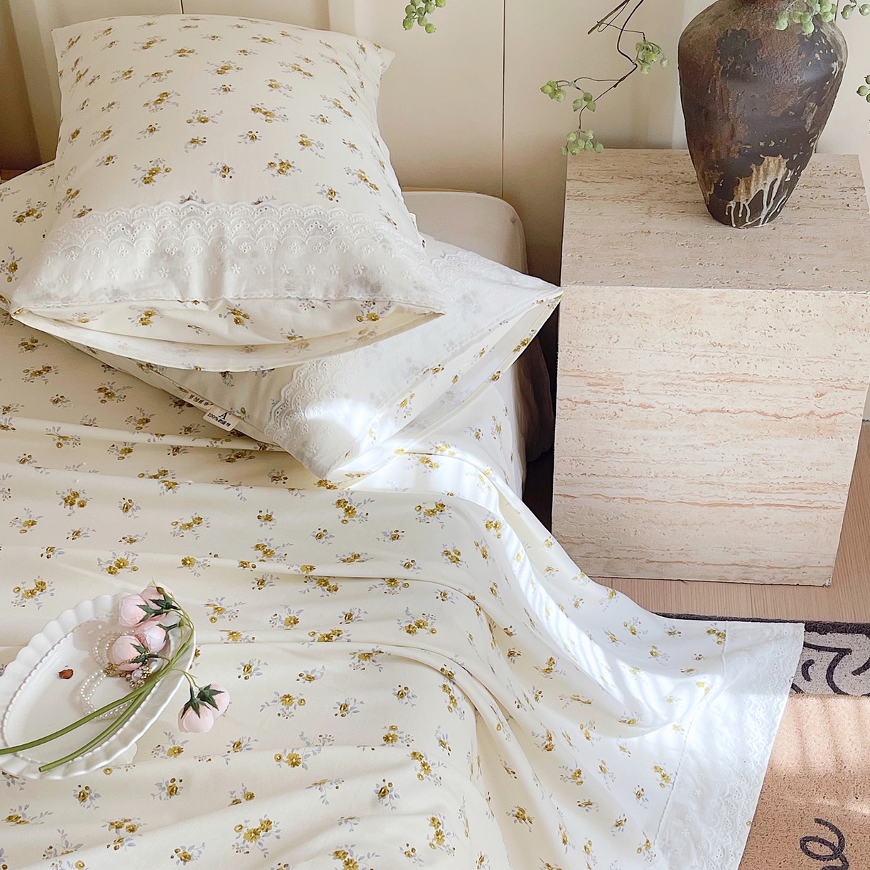 91家纺网 家纺一手货源 找家纺 春皖家纺 2026春夏新品老粗布花边款单枕套 枕套单件 花边-倩影米