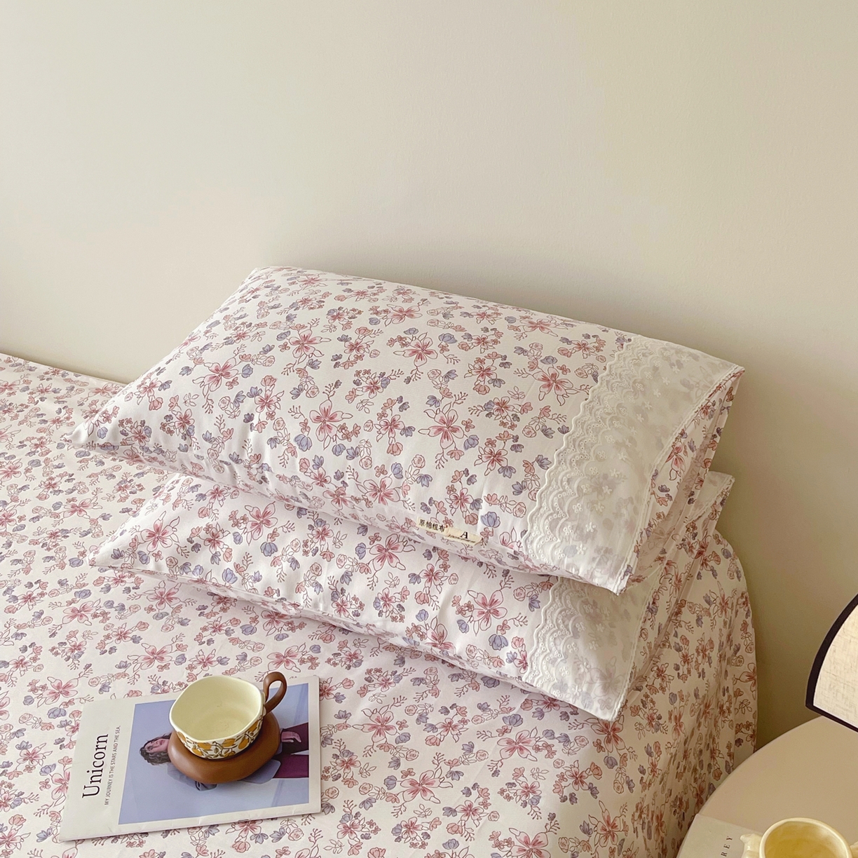 91家纺网 家纺一手货源 找家纺 春皖家纺 2026春夏新品老粗布花边款单枕套 枕套单件 花边-塞西