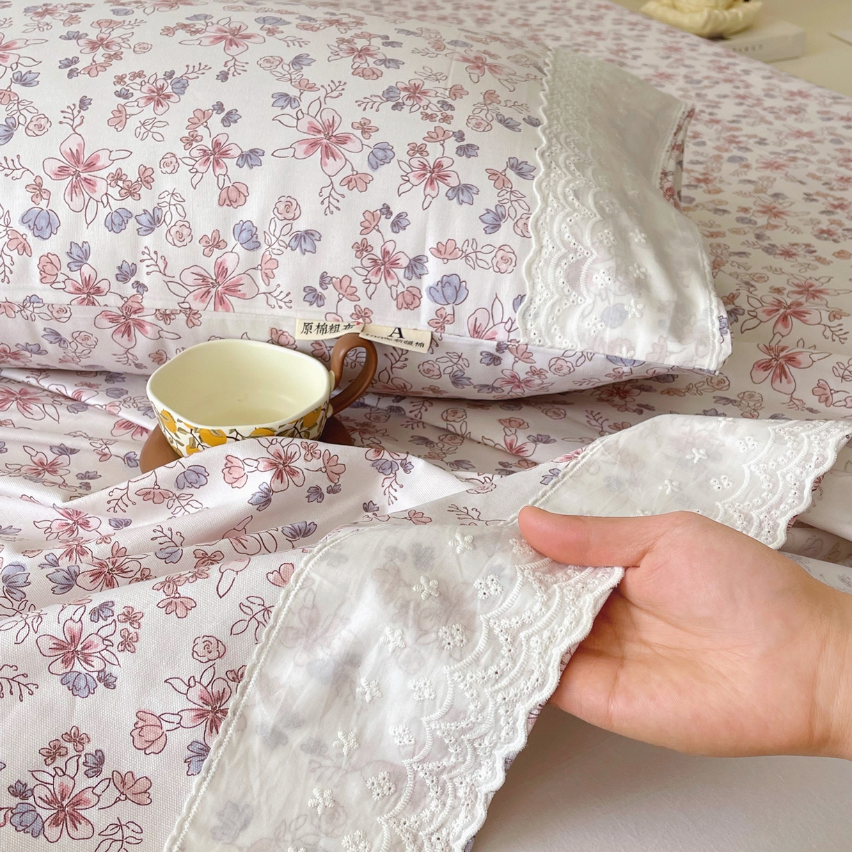 91家纺网 家纺一手货源 找家纺 春皖家纺 2026春夏新品老粗布花边款单枕套 枕套单件 花边-塞西