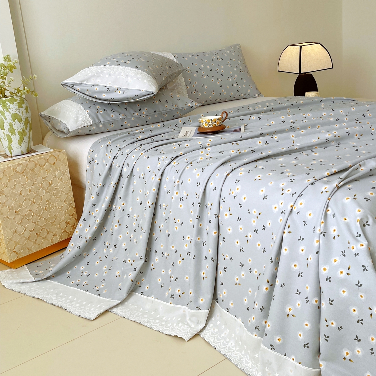 91家纺网 家纺一手货源 找家纺 春皖家纺 2026春夏新款老粗布花边款凉席席子单床单 床单单件 花边-莱昂