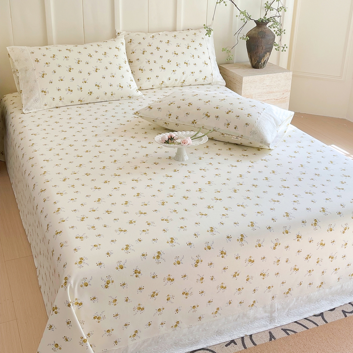 91家纺网 家纺一手货源 找家纺 春皖家纺 2026春夏新款老粗布花边款凉席席子单床单 床单单件 花边-倩影米