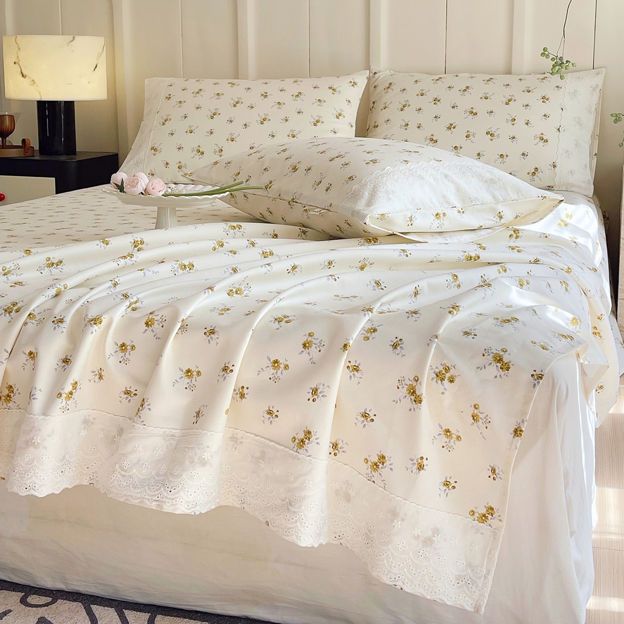 91家纺网 家纺一手货源 找家纺 春皖家纺 2026春夏新款老粗布花边款凉席席子单床单 床单单件 花边-倩影米