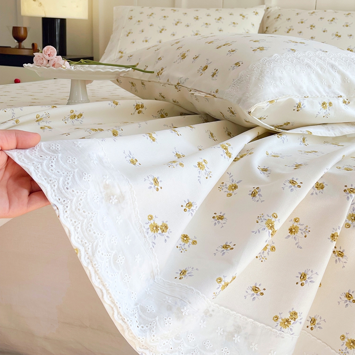 91家纺网 家纺一手货源 找家纺 春皖家纺 2026春夏新款老粗布花边款凉席席子单床单 床单单件 花边-倩影米