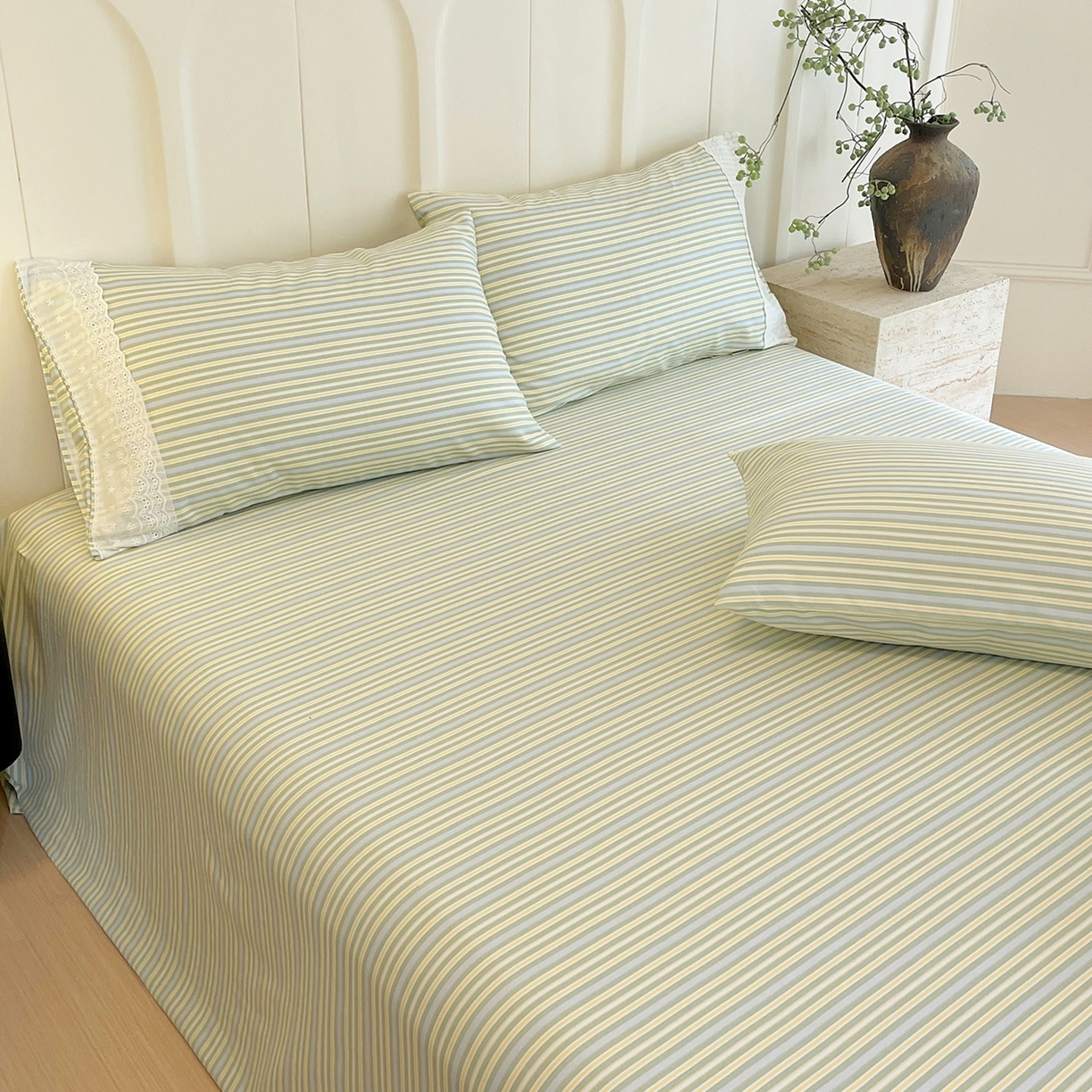 91家纺网 家纺一手货源 找家纺 春皖家纺 2026春夏新款老粗布花边款凉席席子单床单 床单单件 花边-琴南