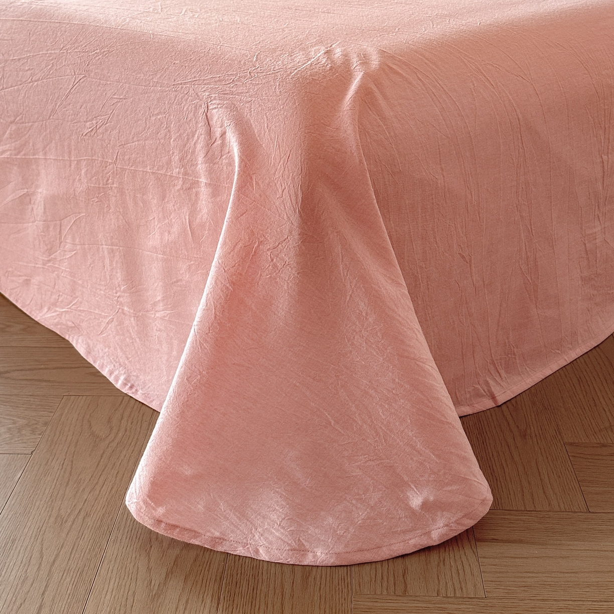 91家纺网 家纺一手货源 找家纺 RYB红黄兰 2026新款设计师原创全棉色织水洗棉贴布绣三件套四件套 奶油洛丽塔