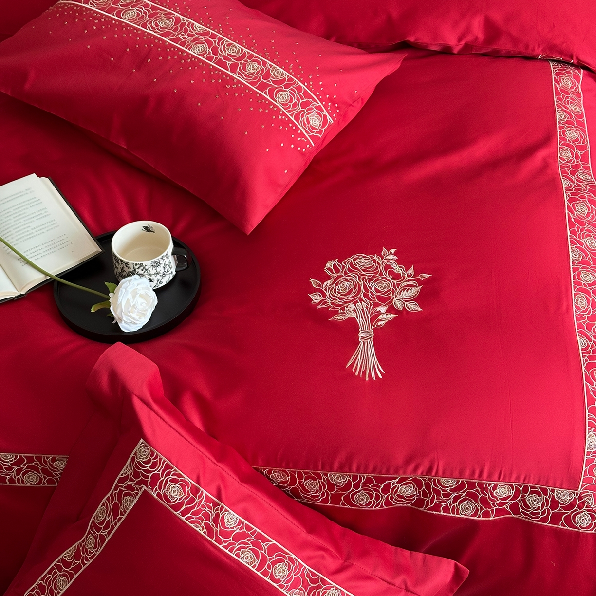 91家纺网 家纺一手货源 找家纺 （总）曼布缇 2026春夏新款长绒棉刺绣四件套-素雅怡人（会员减20  券后控价418起）