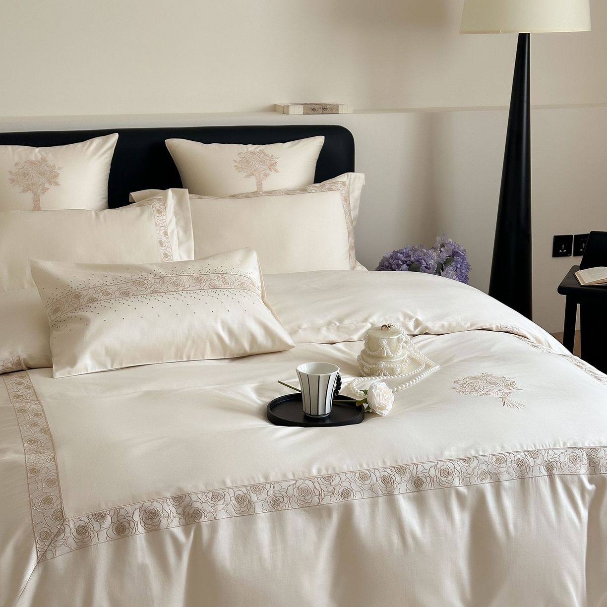 91家纺网 家纺一手货源 找家纺 曼布缇 2026春夏新款长绒棉刺绣四件套-素雅怡人（会员减20  券后控价418起） 素雅怡人 鎏金米