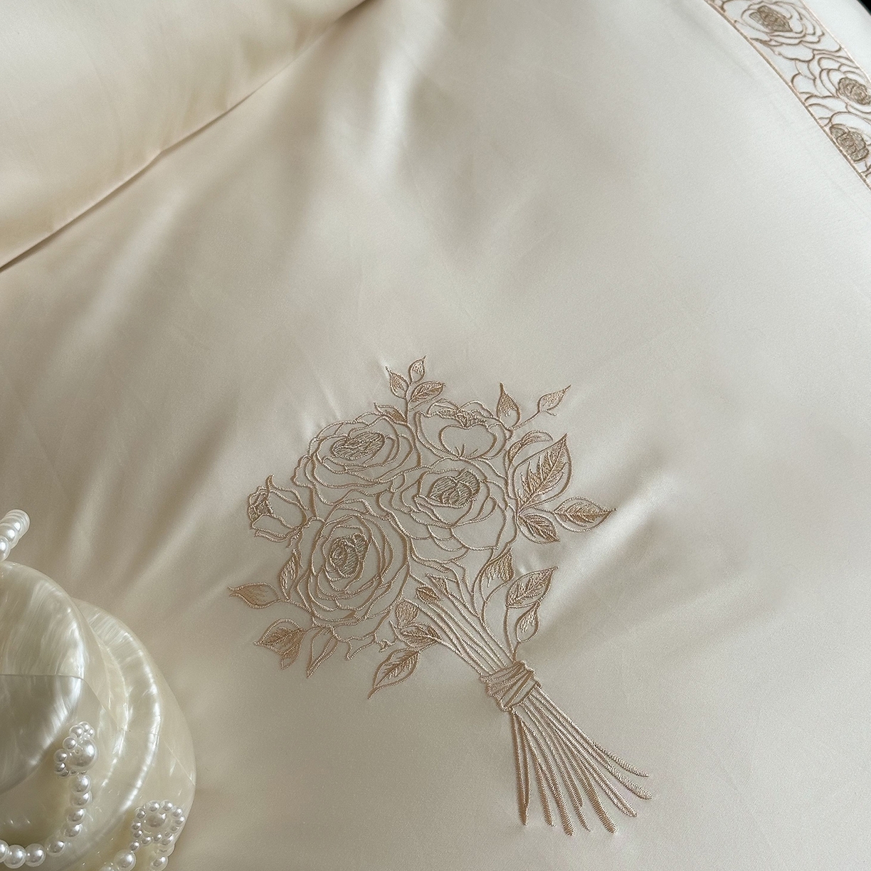 91家纺网 家纺一手货源 找家纺 曼布缇 2026春夏新款长绒棉刺绣四件套-素雅怡人（会员减20  券后控价418起） 素雅怡人 鎏金米