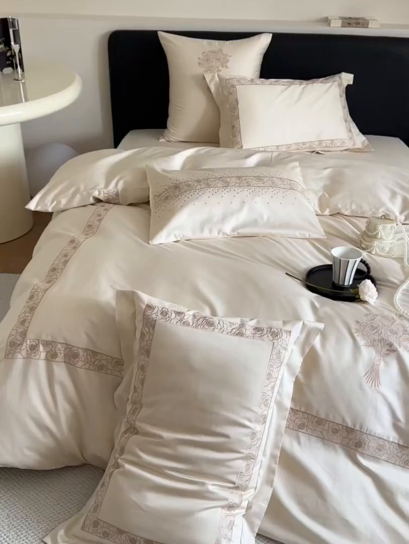 91家纺网 家纺一手货源 找家纺 曼布缇 2026春夏新款长绒棉刺绣四件套-素雅怡人（会员减20  券后控价418起） 素雅怡人 鎏金米