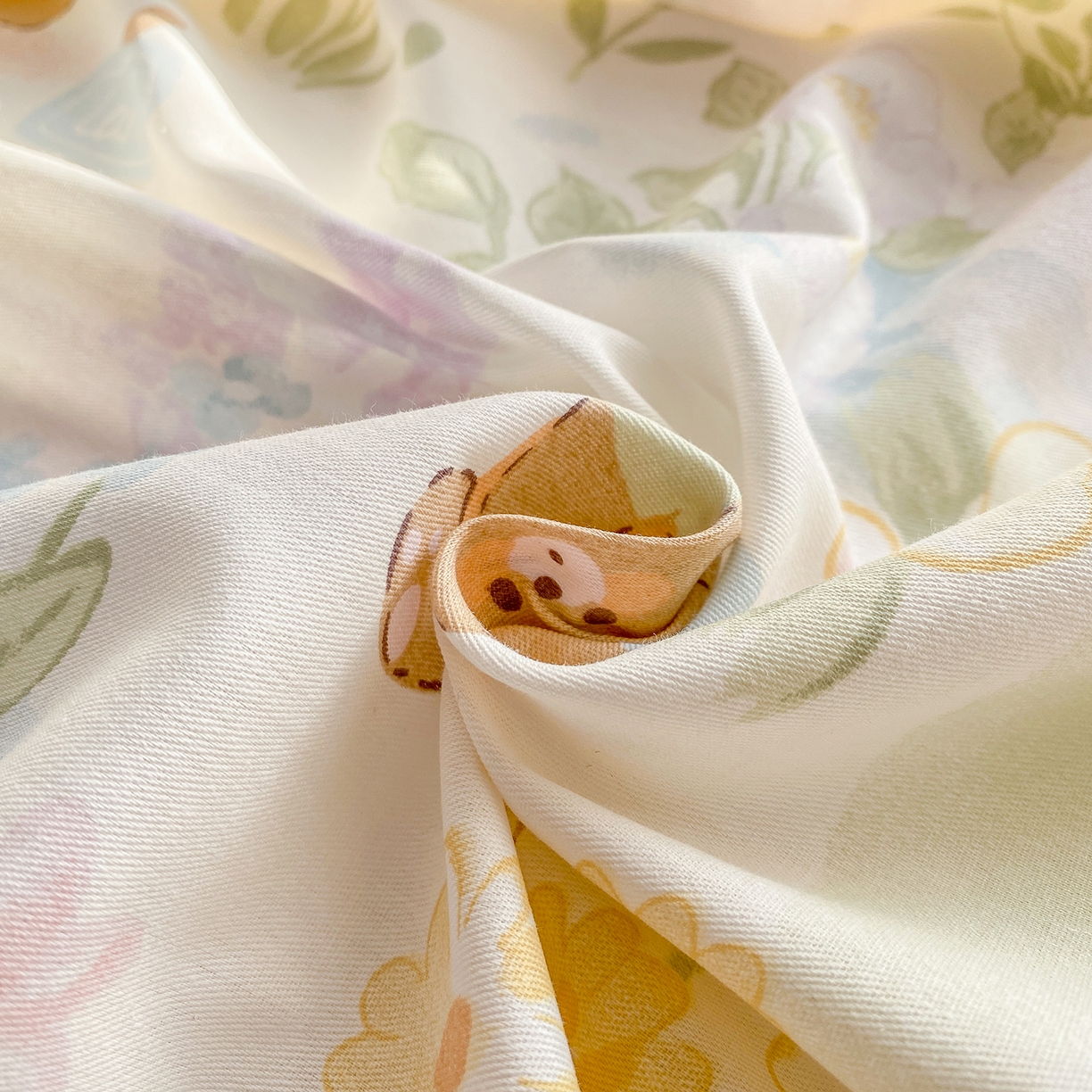 91家纺网 家纺一手货源 找家纺 花梦欣 2026新款全棉印花单品系列3简约卡通款-单枕套 春游手记