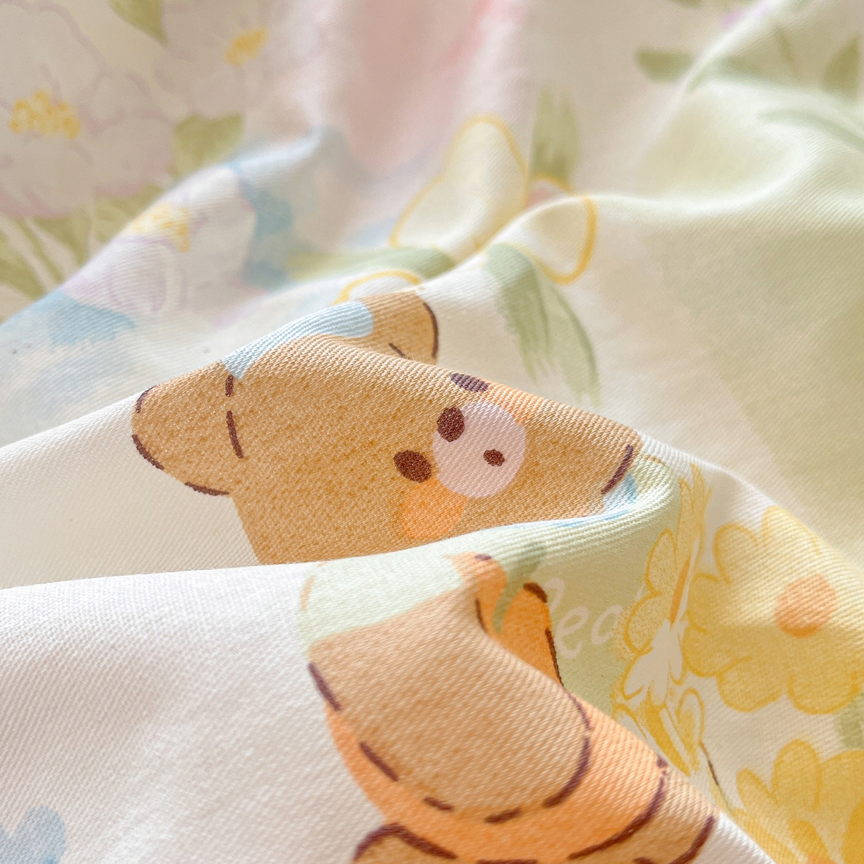 91家纺网 家纺一手货源 找家纺 花梦欣 2026新款全棉印花单品系列3简约卡通款-单枕套 春游手记