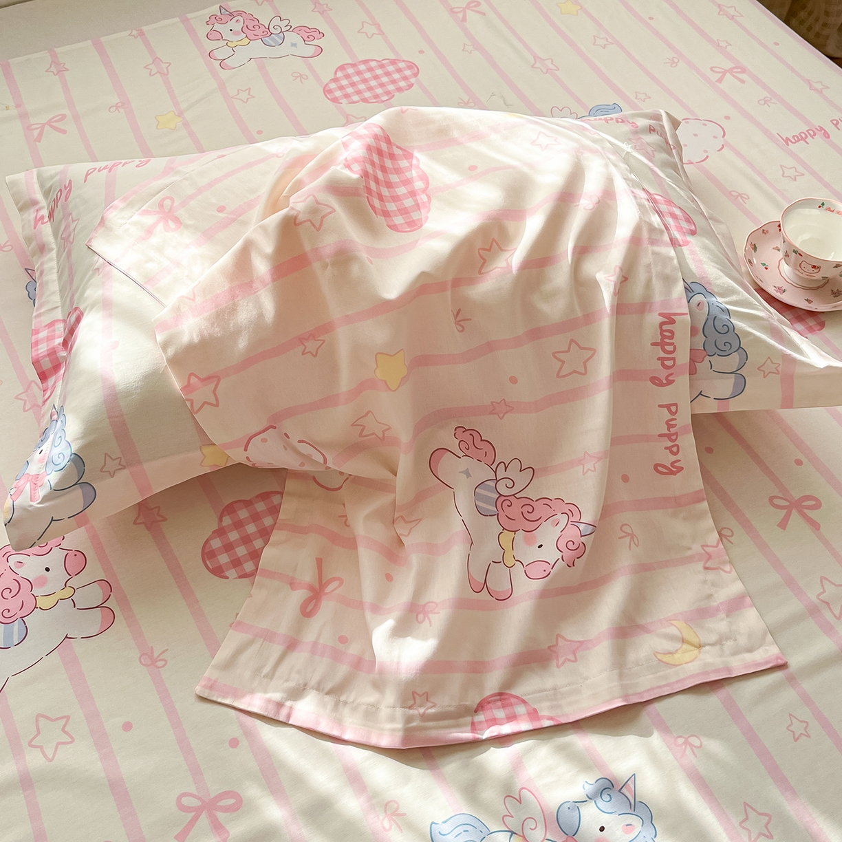 91家纺网 家纺一手货源 找家纺 花梦欣 2026新款全棉印花单品系列3简约卡通款-单枕套 粉色独角兽