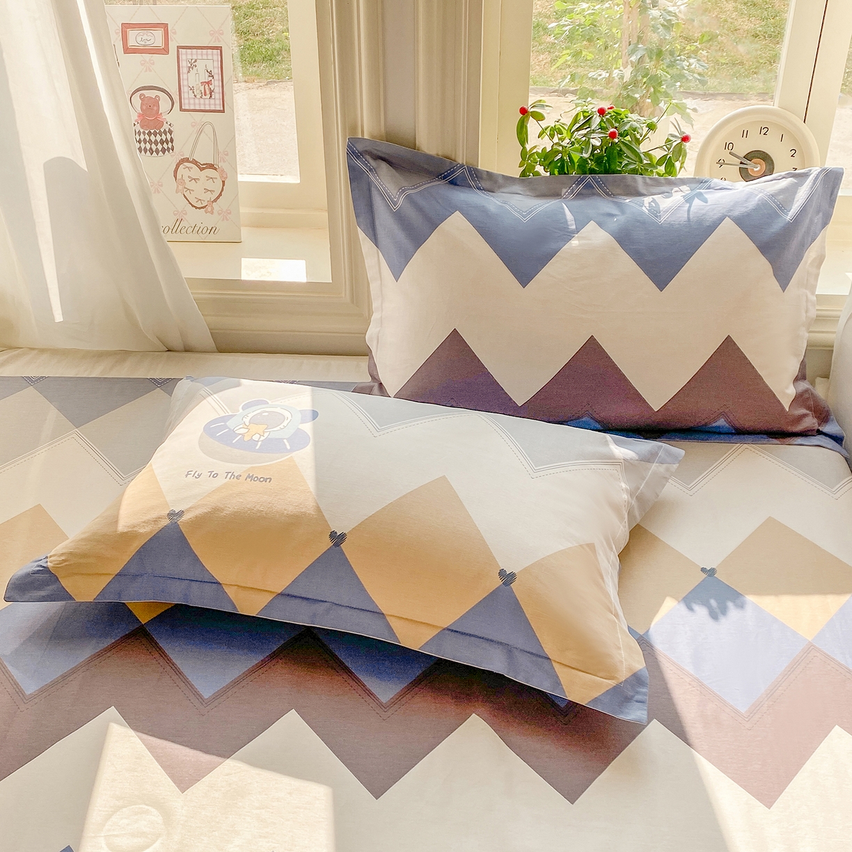 91家纺网 家纺一手货源 找家纺 花梦欣 2026新款全棉印花单品系列3简约卡通款-单枕套 几何飞船