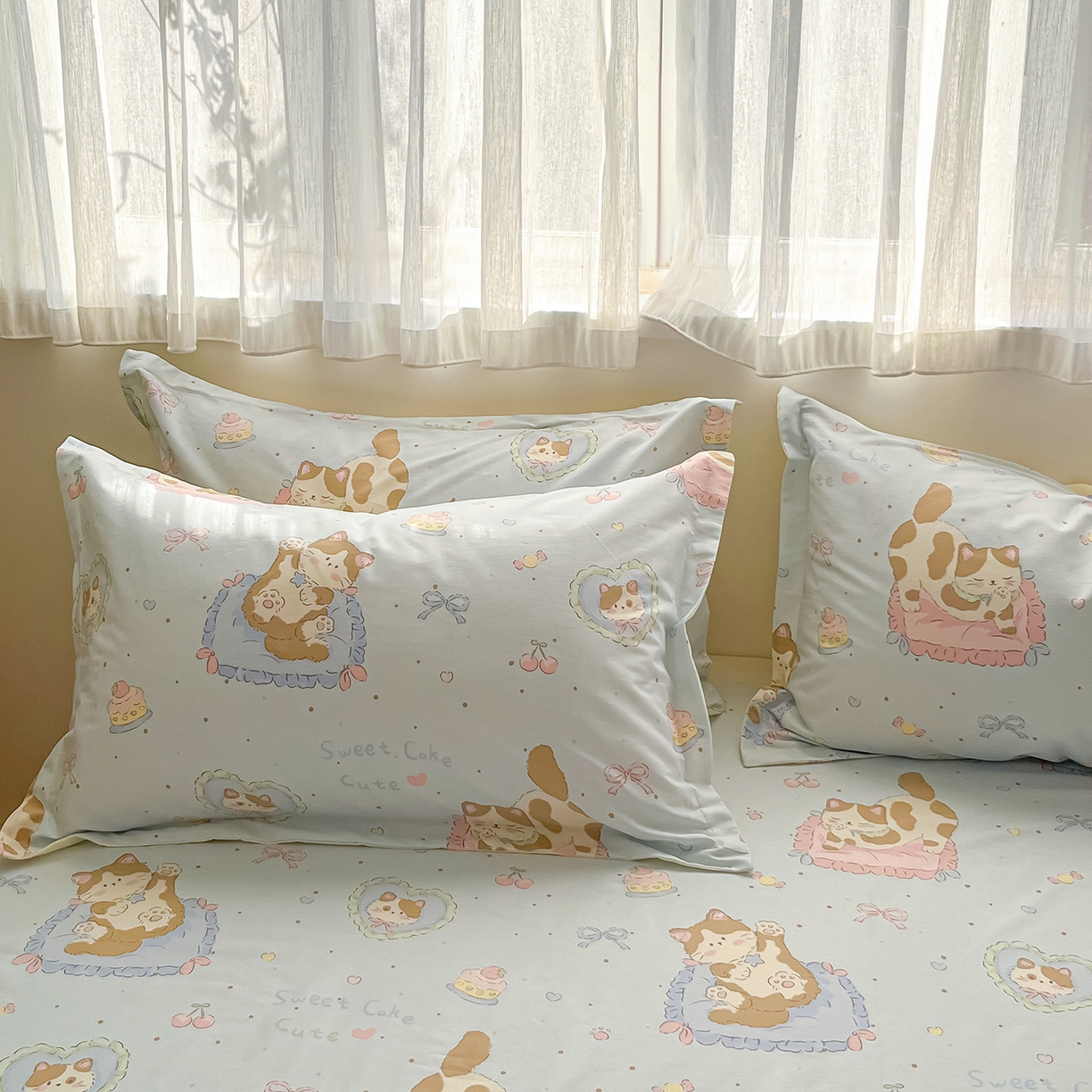 91家纺网 家纺一手货源 找家纺 花梦欣 2026新款全棉印花单品系列3简约卡通款-单枕套 狸花小姐兰