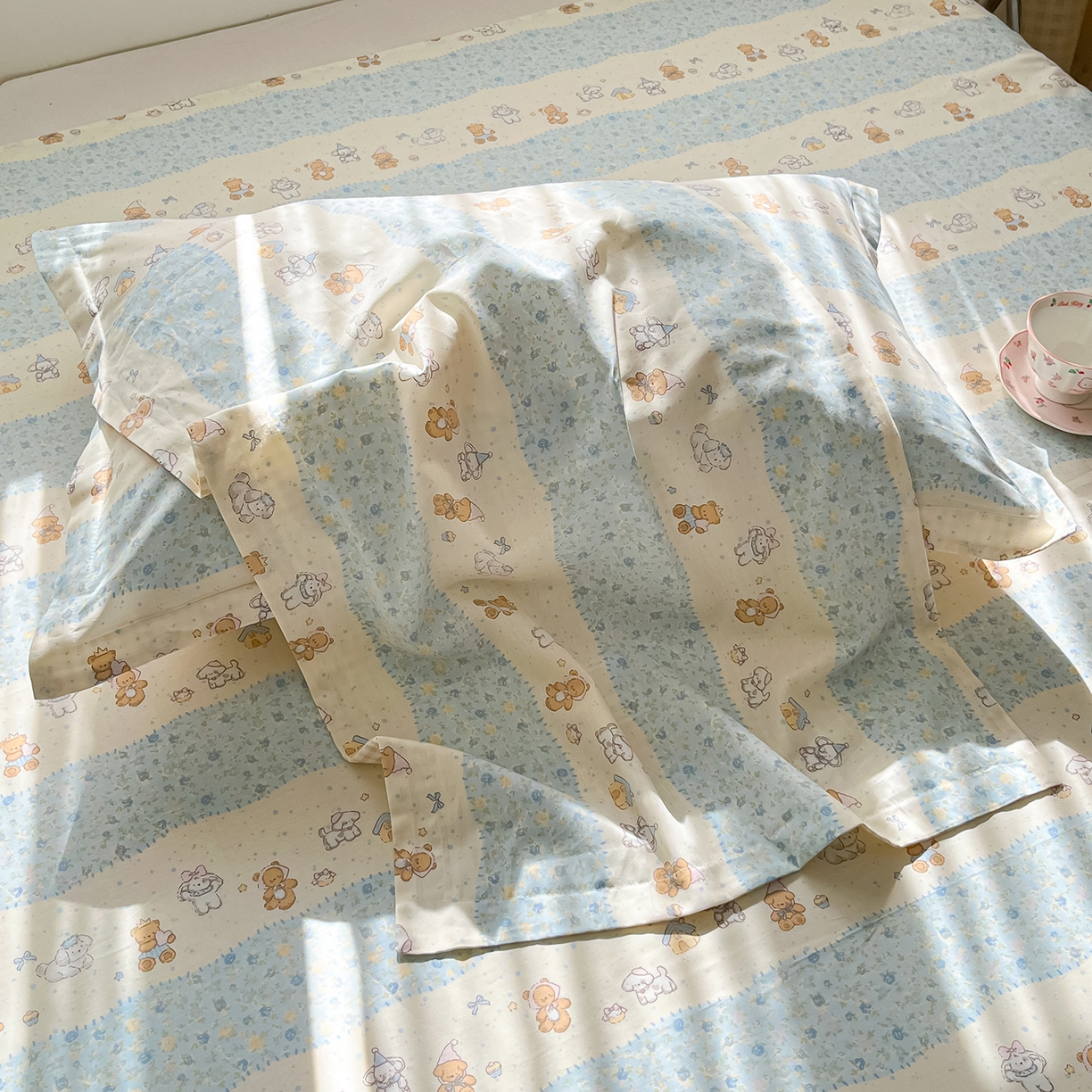 91家纺网 家纺一手货源 找家纺 花梦欣 2026新款全棉印花单品系列3简约卡通款-单枕套 三小只